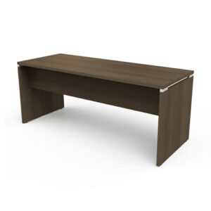 Mesa de oficina de madera con diseño simple y elegante, ideal para oficinas y despachos.