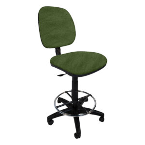 Silla de oficina ergonómica con respaldo y asiento acolchonados en color verde, ideal para espacios.