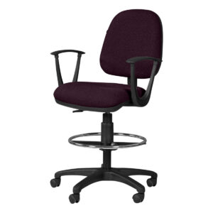 Silla de oficina ergonómica con respaldo y asiento acolchonados, ideal para espacios de trabajo en c.