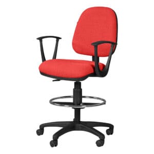 Silla de oficina ergonómica con asiento y respaldo rojos, ideal para espacios de trabajo.