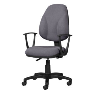 Silla de oficina ergonómica con respaldo y brazos ajustables, ideal para espacios de trabajo en casa.