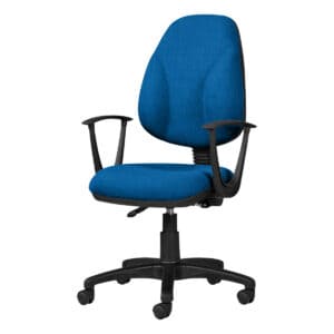 Silla de oficina ergonómica azul con soporte lumbar y ruedas.
