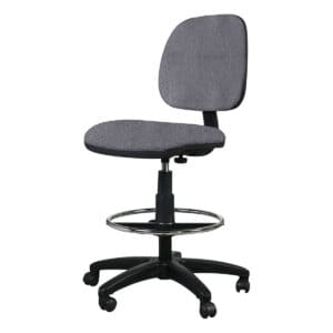 Silla de oficina ergonómica gris con respaldo y asiento acolchonados, ideal para espacios de trabajo.