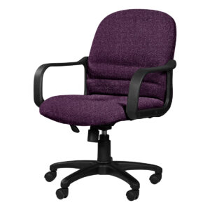 Silla de oficina ergonómica con respaldo acolchado y ruedas para oficina moderna.