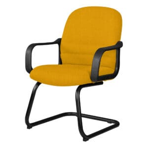 Silla de oficina moderna en color mostaza con estructura negra, ideal para espacios de trabajo y ofi.
