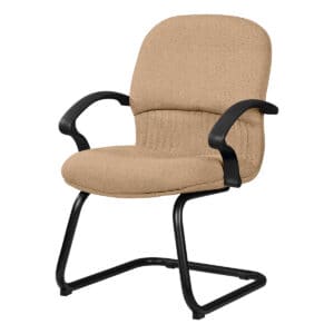 Silla de oficina ergonómica con respaldo acolchado y brazos, ideal para espacios de trabajo y oficin.