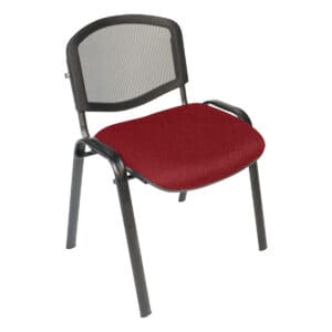 Silla de oficina ergonómica con respaldo de malla y asiento acolchado en color rojo, ideal para espa.