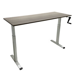 Mesa de oficina ajustable con superficie de madera y estructura metálica.