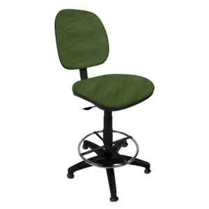 Silla de oficina ergonómica con respaldo y asiento acolchonados en color verde, ideal para espacios.