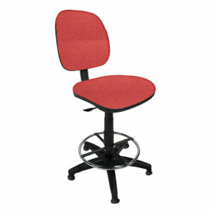 Silla de oficina ergonómica con respaldo y asiento acolchonados en color rojo. Ideal para espacios d.