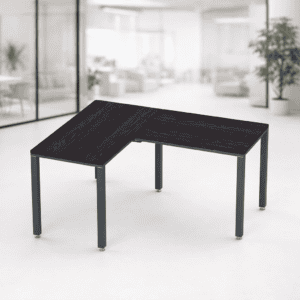 Mesa de oficina en forma de L, ideal para espacios de trabajo modernos y funcionales.