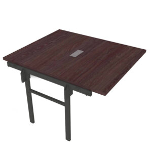 Mesa de oficina ajustable con superficie de madera y base metálica para espacios de trabajo.