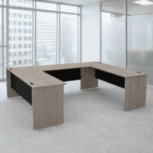 Mesa de oficina moderna y funcional para espacios corporativos.