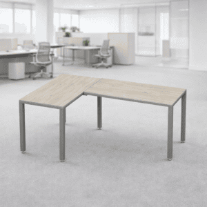 Mesa de oficina en forma de L para espacios de trabajo colaborativos y modernos.