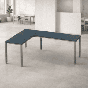 Mesa de oficina en forma de L, moderna y funcional para espacios de trabajo.