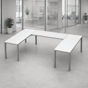 Mesa de oficina moderna y funcional para espacios de trabajo colaborativos.