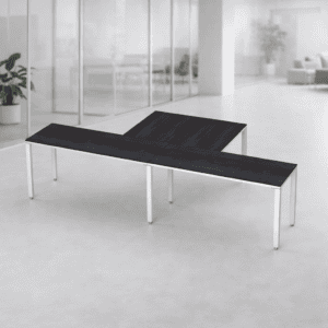 Mesa de oficina moderna y funcional para espacios de trabajo.