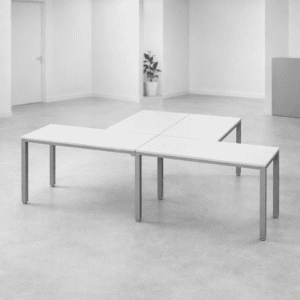 Mesa de oficina modular blanca para espacios de trabajo modernos y funcionales.
