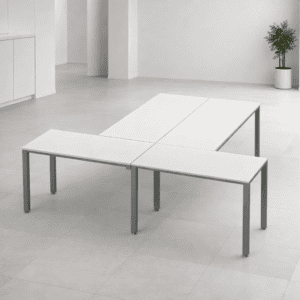 Mesas de oficina blancas y modulares para espacios de trabajo.
