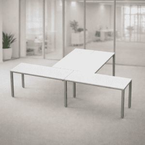 Mesa de oficina modular para espacios de trabajo modernos y funcionales.