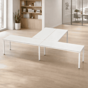 Mesa de oficina modular blanca para espacios de trabajo modernos y funcionales.