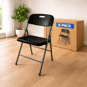 Silla plegable negra para oficina y hogar, ideal para espacios pequeños y eventos.