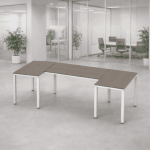 Mesa de oficina moderna y funcional para espacios de trabajo colaborativos.