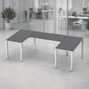 Mesas de oficina modulares y modernas para espacios de trabajo eficientes.