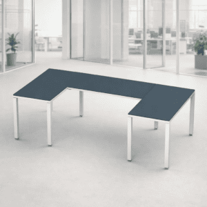 Mesa de oficina en forma de L, moderna y funcional para espacios de trabajo.