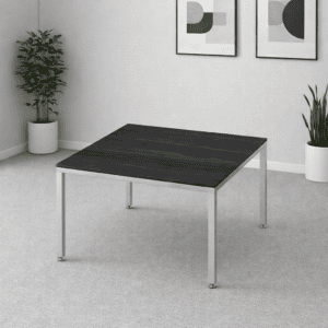 Mesa de oficina moderna y minimalista para espacios de trabajo.