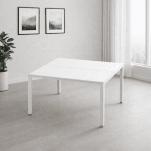 Mesa de oficina blanca moderna para espacios de trabajo elegantes y funcionales.