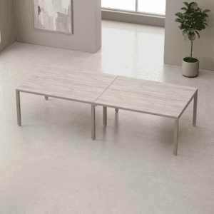 Mesa de oficina moderna y minimalista en espacio luminoso y elegante.