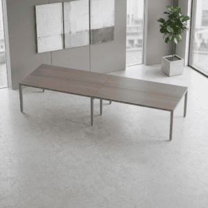 Mesa de oficina moderna y minimalista en espacio de trabajo elegante.
