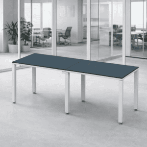 Mesa de oficina moderna y funcional para espacios laborales.