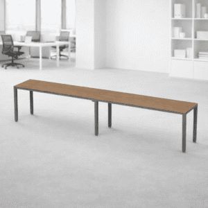 Mesa de oficina moderna y funcional en espacio minimalista.