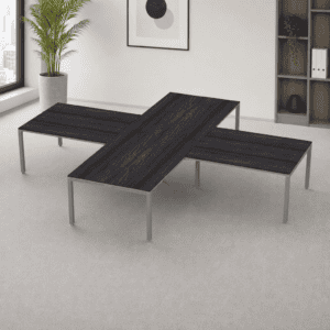 Mesa de oficina en forma de cruz, moderna y funcional para espacios de trabajo en oficina.