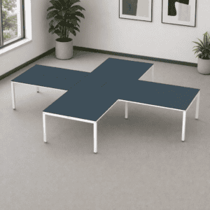Mesa de oficina moderna con superficie azul oscuro y estructura blanca para espacios de trabajo.