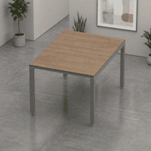 Mesa de oficina moderna con superficie de madera y estructura metálica para espacios laborales.